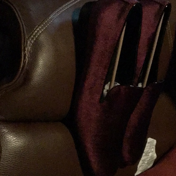 New Vittorio Russo Pierre Slip On Velvet Merlot Loafer. Men Size 13 - Picture 4 of 5